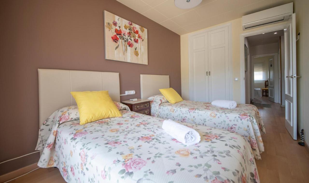 Tarracohomes, Th156 Casa Roser Familiar Y Con Piscina Compartida 타라고나 외부 사진